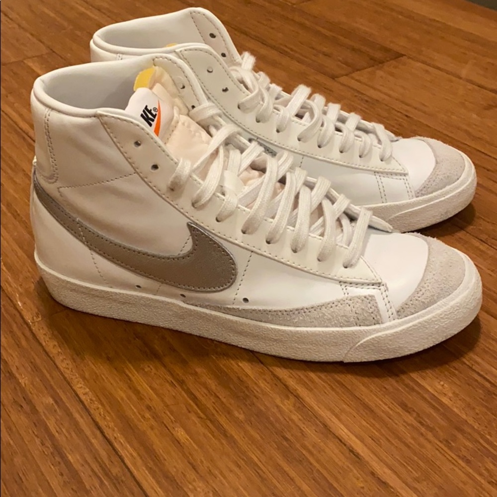 Nike blazer mid 77